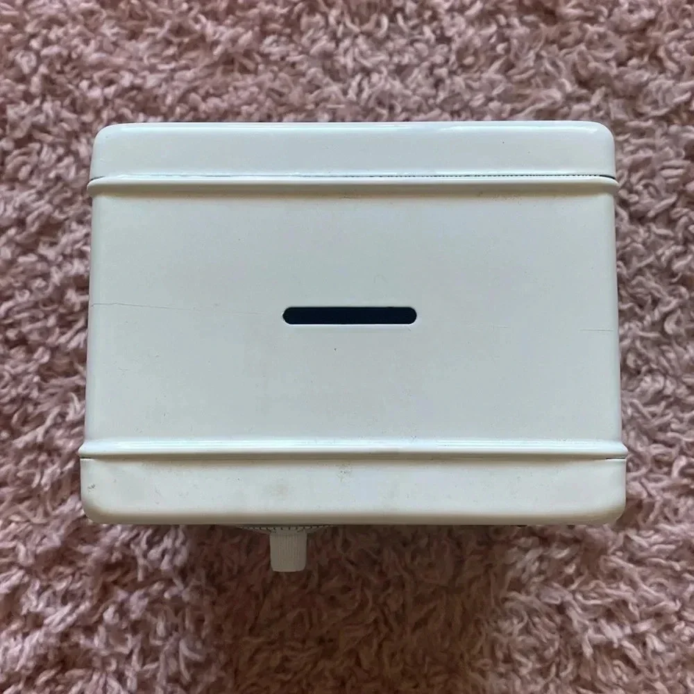 Five Below Mini Safe - Picture 2 of 4